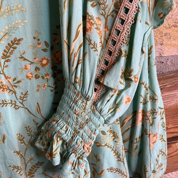 Spell Maisie Blouse in Vintage Turquoise 🫶 - Picture 13 of 13